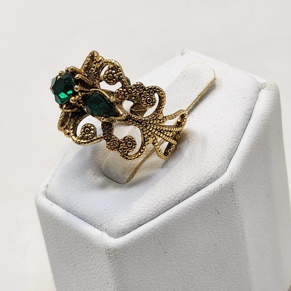 Filigree Green Crystal Gold Tone Cocktail Ring Adjustable Band Open Work Ornate - Picture 3 of 5